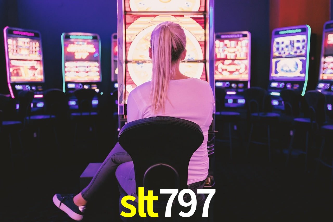 Bonus Features slt797